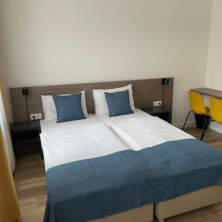 Res City Residence Hotel บูดาเปสต์ ภายนอก รูปภาพ