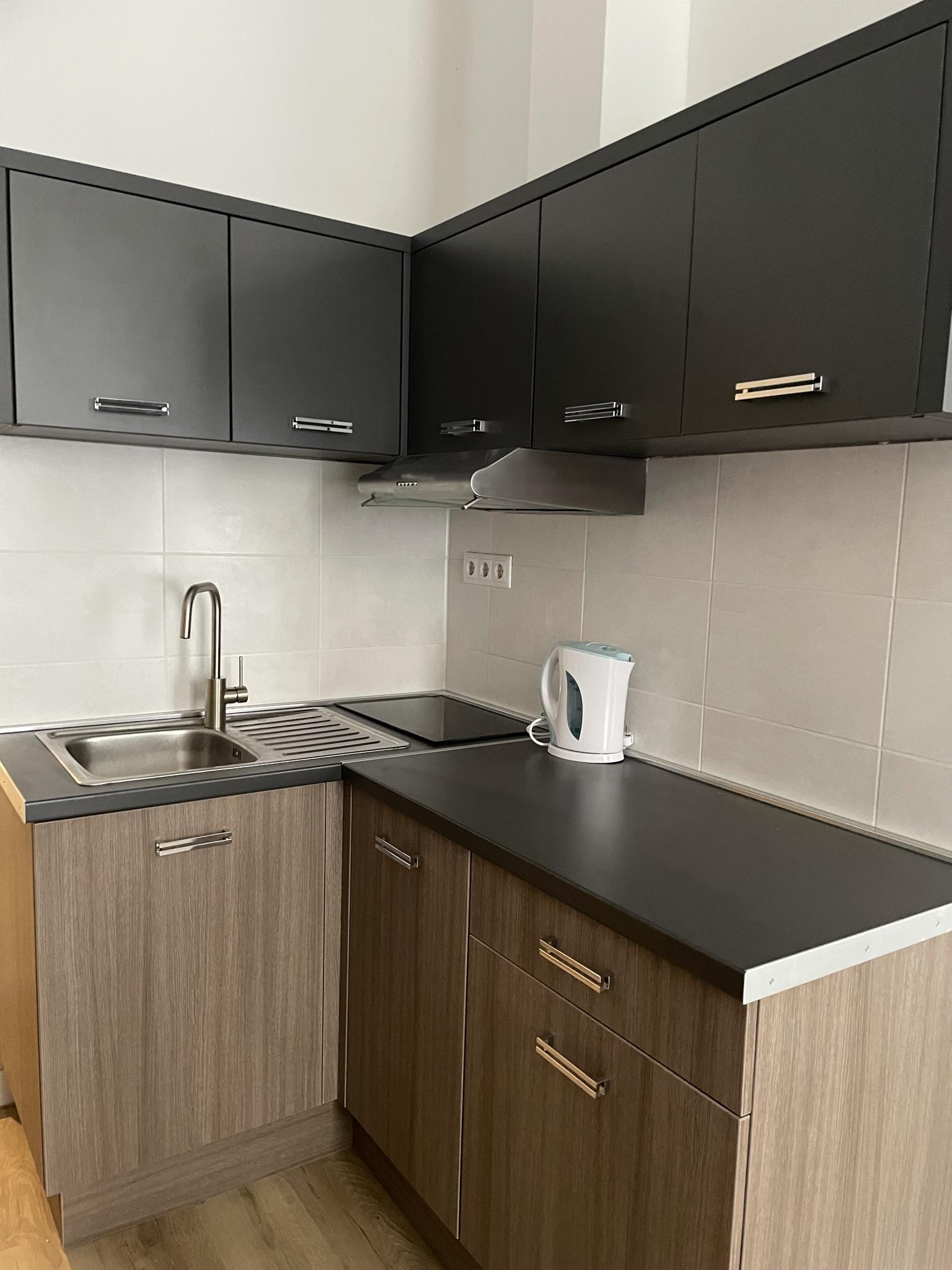 Res City Residence Hotel บูดาเปสต์ ภายนอก รูปภาพ